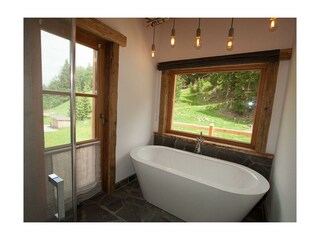 Mountain Hideaway Lodge - Bad mit Badewanne