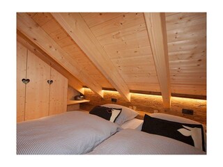 Mountain Hideaway Lodge -- Schlafzimmer