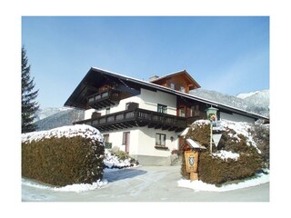 Ferienapartment AICH - Hausfoto Winter