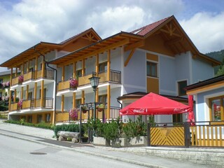 Appartement Hans befindet sich in diesem Gebäude.