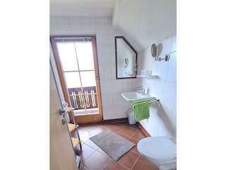 Bad Balkonzimmer (3)