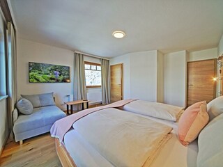 Schlafzimmer 1 OG