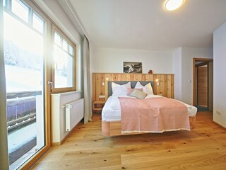 Schlafzimmer 2 OG