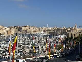 Birgu marina (close by).