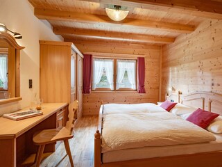 Schlafzimmer 2 / Wohnbereich  Karwendel