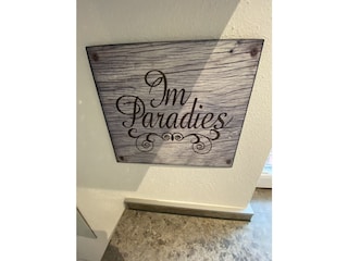 „Im Paradies“