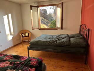 Schlafzimmer mit Parkblick