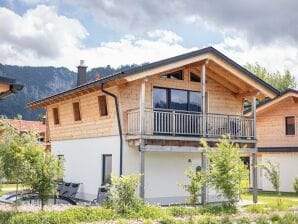 Chalet in Inzell mit Pool & Alpenblick
