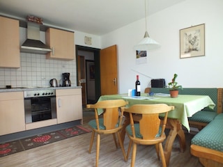 Küche/ Fenster mit Automatikverdunkelung Westen