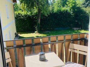 Ferienwohnung Apartment beim Schloss Ort mit Balkon und Parkplatz