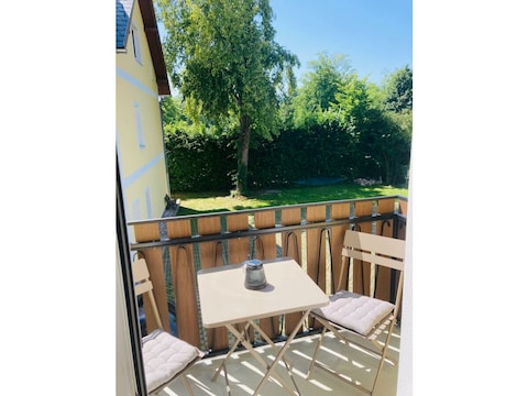 Ferienwohnung Apartment beim Schloss Ort mit Balkon und Parkplatz