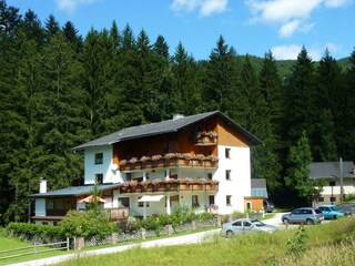 Pension u. Parkplatz, Pension Ludwig Gewessler