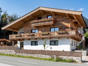 Ferienhaus Kinkara Lodge - Kirchberg in Tirol - image1