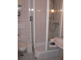 Duschbad Wohnung 2