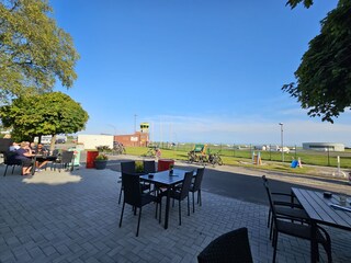 Flugplatz Mariensiel - hier entstand "Über den Wolken"