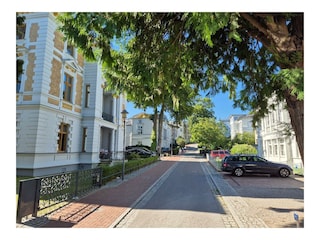 Klenzestraße mit Villa