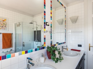 BAGNO CON DOCCIA