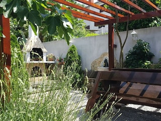 Apartment Njivice Außenaufnahme 7