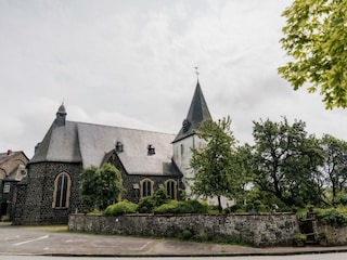 Kirche St. Luzia Uess