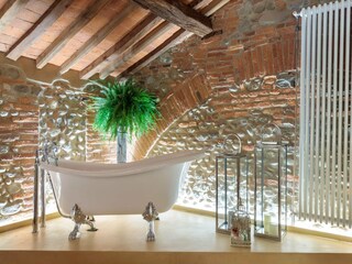 Villa Marlia Features 5