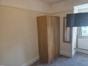 Apartment Belvilla Russel Court Hotel | Standard Triple - Bournemouth - image1
