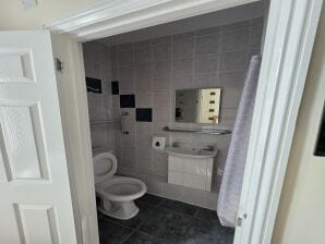 Belvilla Russel Court Hotel | Standard Triple