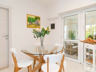 Apartment Sutivan Ausstattung 36