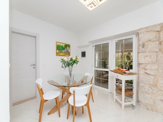 Apartment Sutivan Ausstattung 13