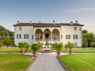 Villa Marlia  8