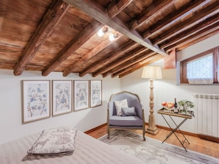 Cottage Buti  24
