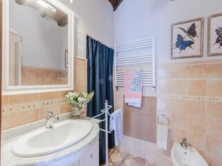 Cottage Buti  42