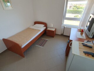 Zimmer 1 / 7 (1. / 2. OG), Einzelzimmer