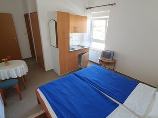 Zimmer 6 / 12 (1. / 2. OG), Doppelbett