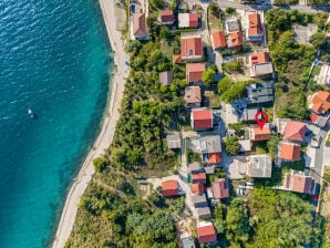 Ferienhaus Bella Sofia (80 m vom Meer)