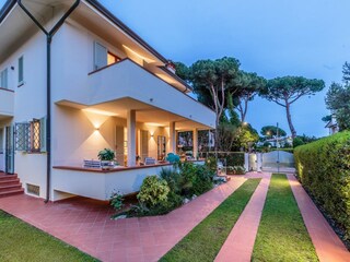 Villa Pietrasanta  6
