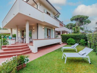 Villa Pietrasanta  33
