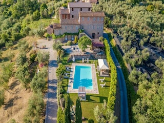 Villa Marlia  100