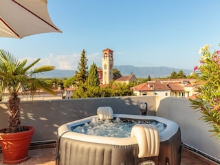 Apartment Lucca  1