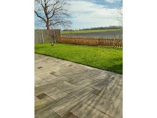 hinten,   linke  Seite