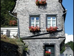 5-Bett-Ferienwohnung, Dusche/WC, 3 Schlafräume