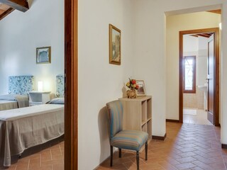 Farmhouse Certaldo Features 32