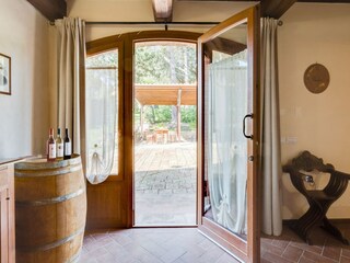 Farmhouse Certaldo Features 35