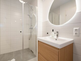 Badezimmer 2