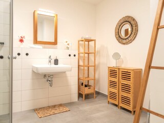 Badezimmer 2