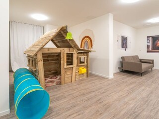 Freizeitbereich im Kellergeschoss des Hauses