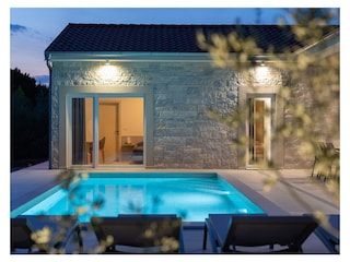 Maison de vacances Pinezići (Krk) Enregistrement extérieur 6
