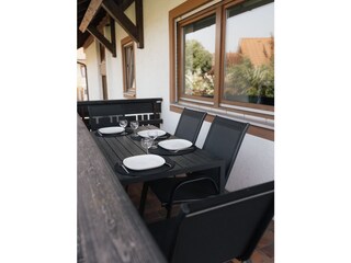 Balkon mit Essbereich