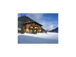 Haus Bergblick in Rauris im Schnee