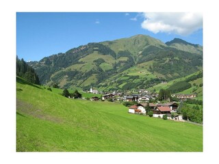 Aussicht Sommer mit großer Terrasse