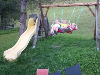 Schaukeln macht soooo vieeeel Spaß!!!